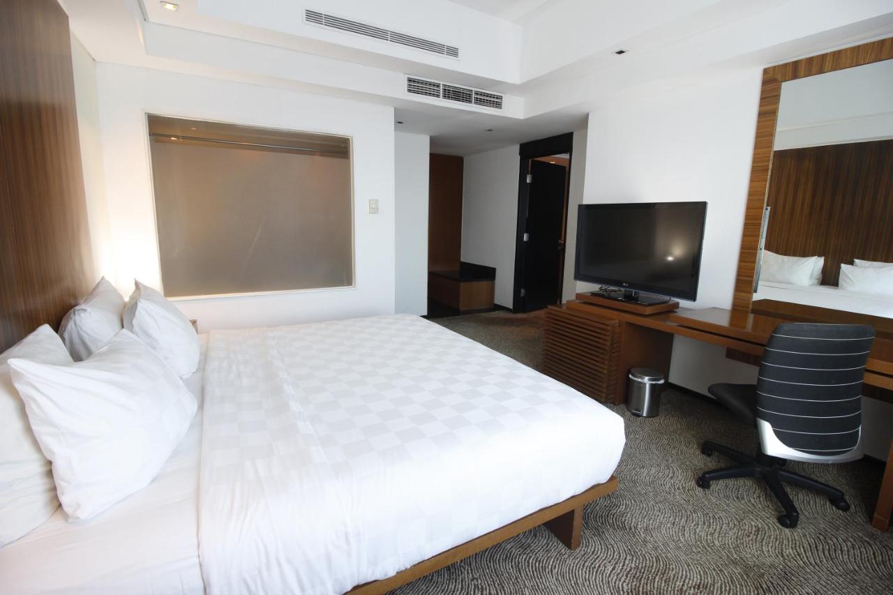 Novotel Balikpapan Zewnętrze zdjęcie