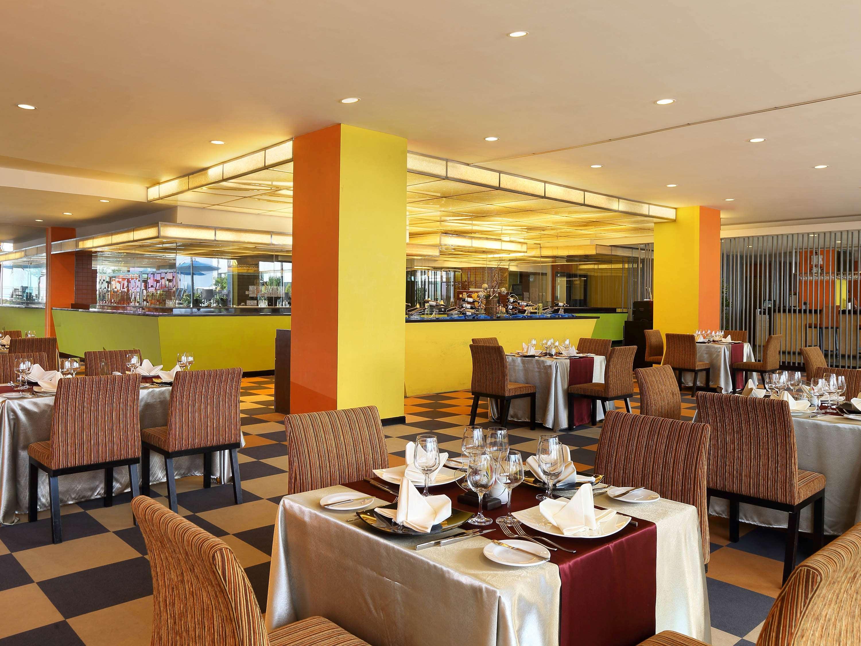 Novotel Balikpapan Zewnętrze zdjęcie